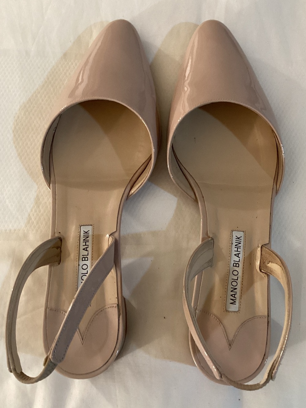 Manolo Blahnik
30mm Aspro Patent Leather Slingback Pumps - Picture 3 of 13